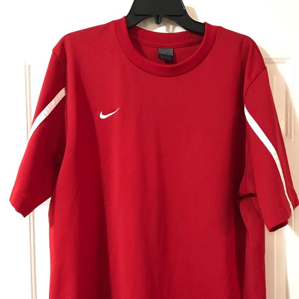 Nike T-shirt